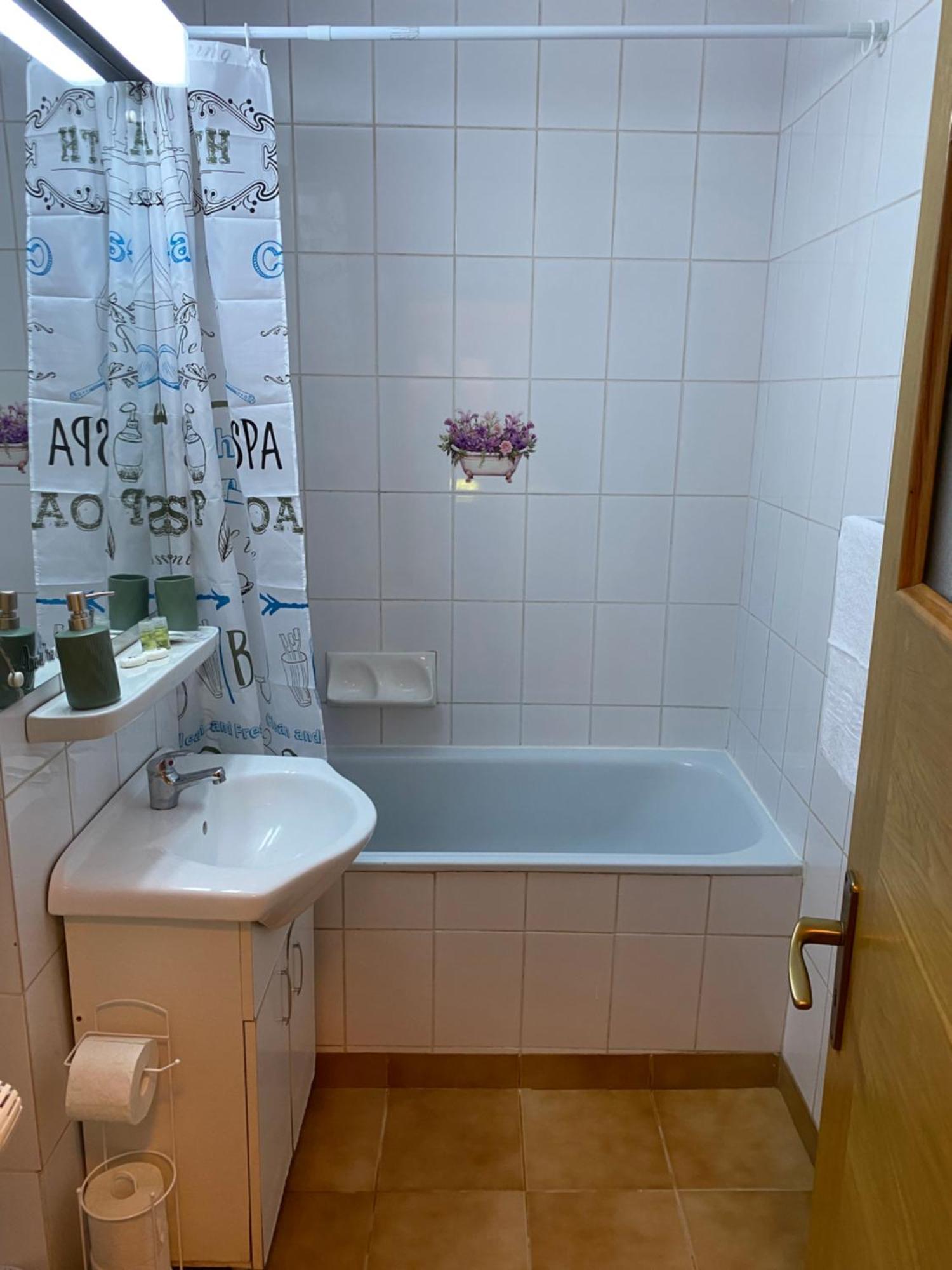 Central Relaxation Apartment Boekarest Buitenkant foto